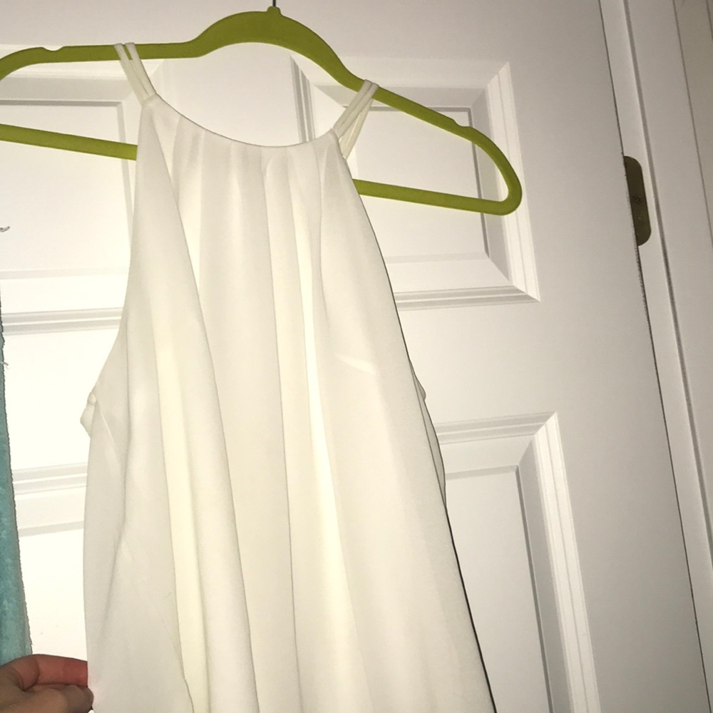 CUTE WHITE TANK TOP!